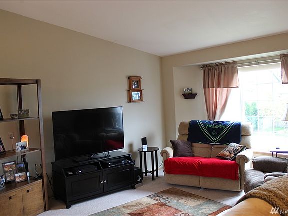 5th image of 7821 193rd Street Ct E
