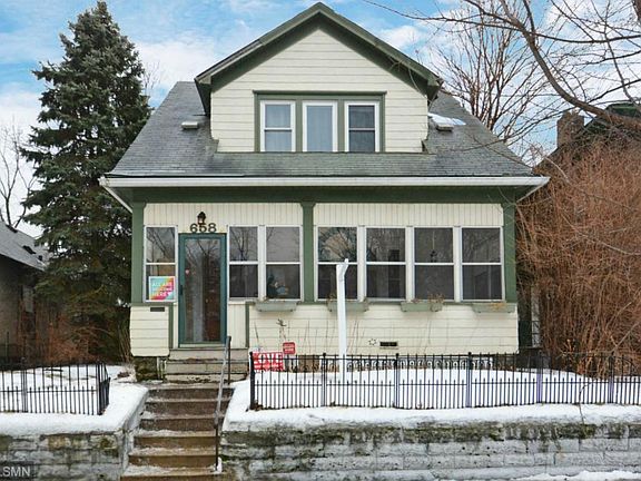 3rd image of 658 Charles Ave