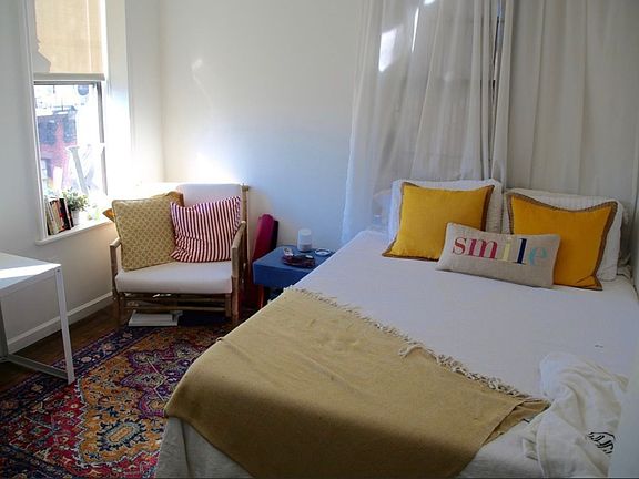 3rd image of 92 Orchard St APT 18