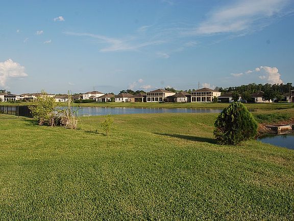 2nd image of 2400 Black Lake Blvd