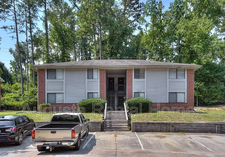 3510 Woodlake Rd #D — Photo 1