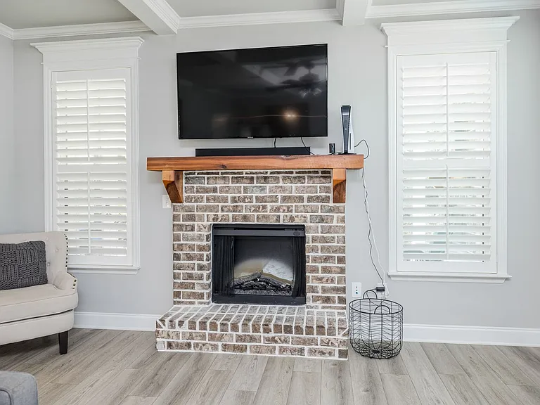 821 Lost Grove Trl — Photo 13