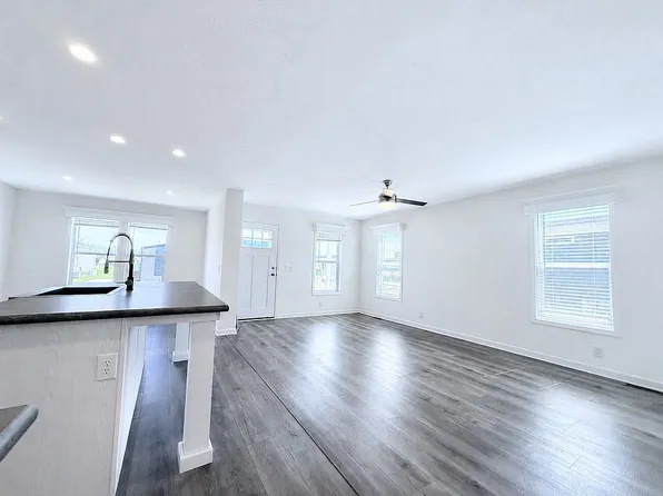 22601 S Remington Dr #62, Channahon, IL 60410