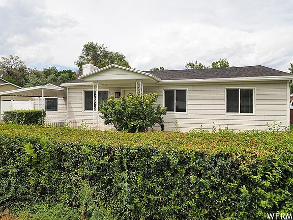 2nd image of 449 E Serenity Oak Ln