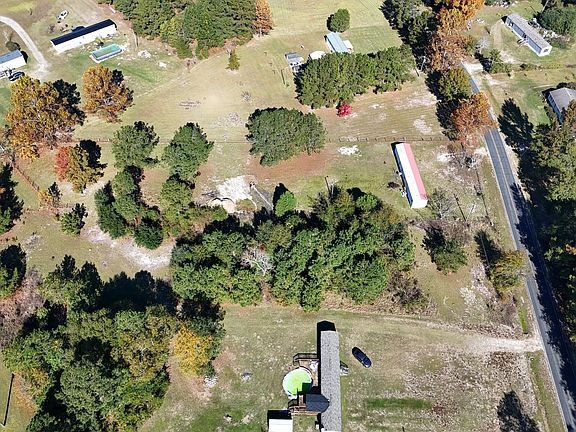 2nd image of 2152 J W Road