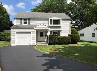 104 Sydenham Rd, Rochester, NY 14609