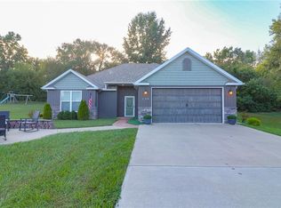 238 SE 141st Rd, Warrensburg, MO 64093