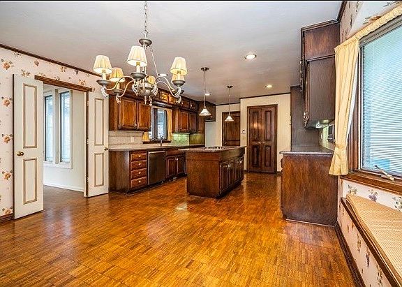 4th image of 12908 River Oaks Dr