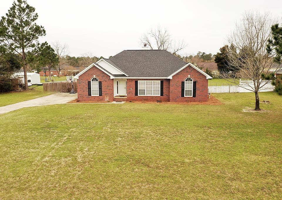 1st image of 146 Paloma Dr