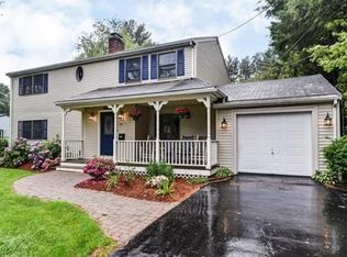 28 Glen Rd, Westwood, MA 02090