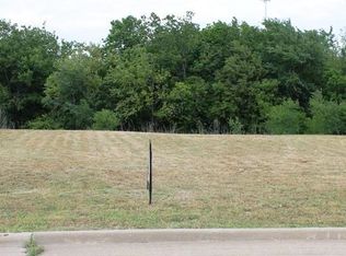 826 Mr Haney Dr, Midlothian, TX 76065