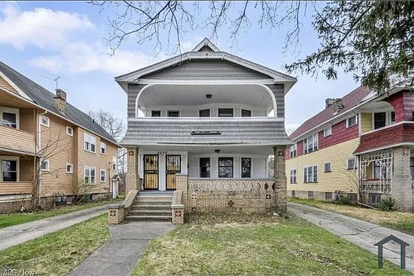 2 bed, 1271 sqft, $1,367 — Photo 1