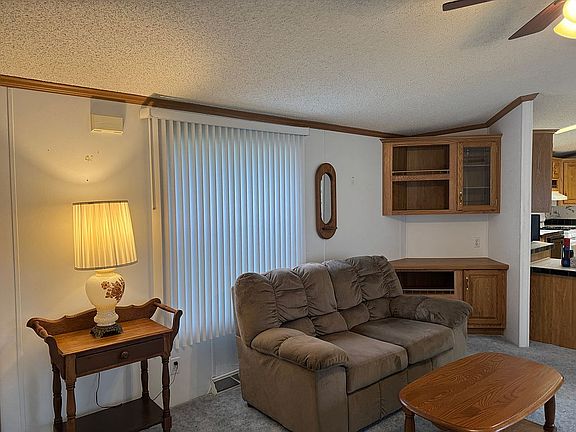 5th image of 115 Knollwood Dr