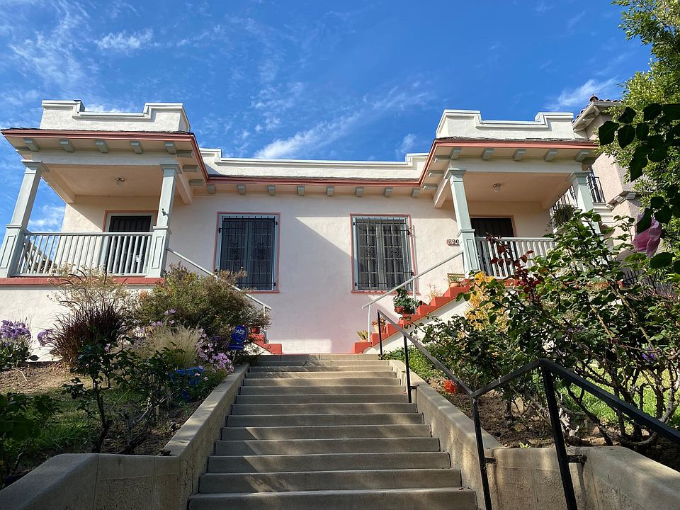 1st image of 3903 W 28th St