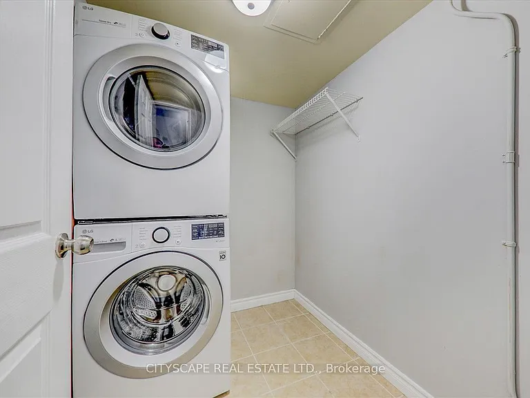 25 Sunrise Ave #914 — Photo 9