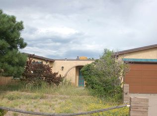 2421 Avenida De Las Campanas, Santa Fe, NM 87507