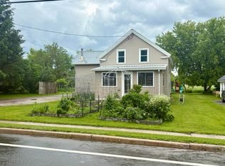 26 Lake St, Chateaugay, NY 12920