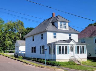 943 4th St, Hancock, MI 49930