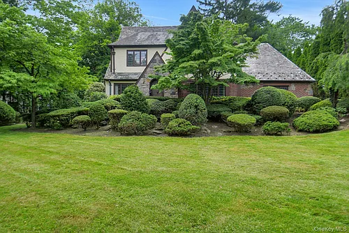 46 Fenimore Rd Photo 1