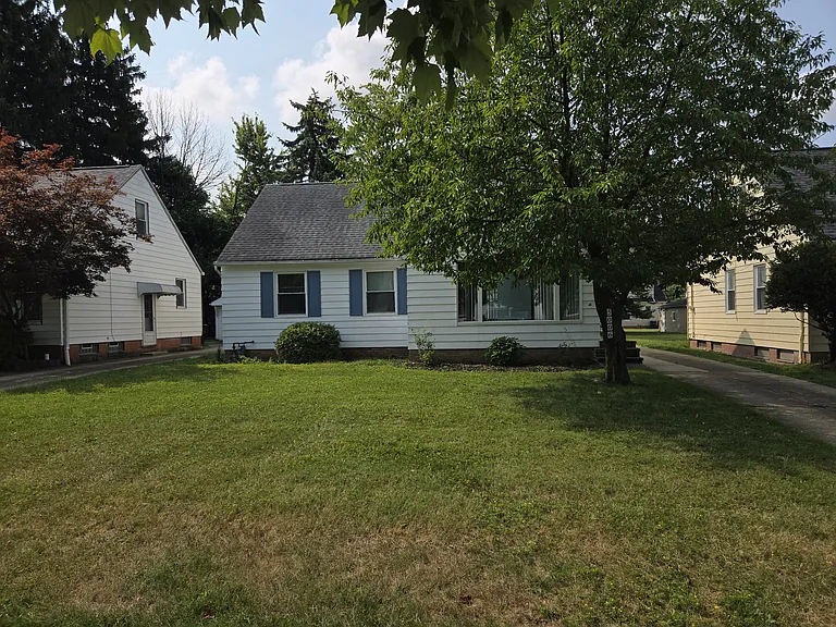 5006 N Barton Rd — Photo 2