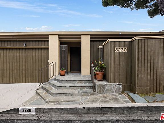 2nd image of 3230 Wrightwood Dr