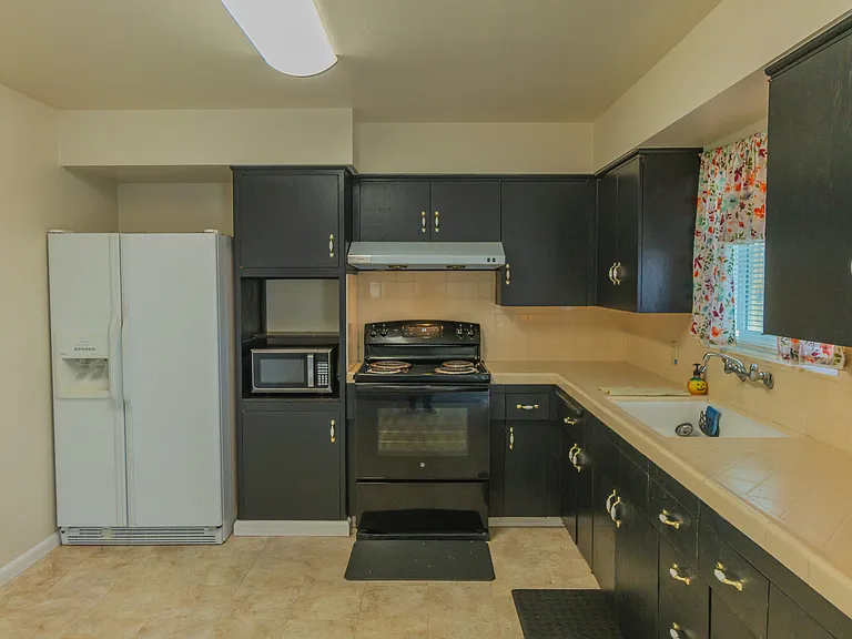 5 Clearbrook Rd — Photo 6