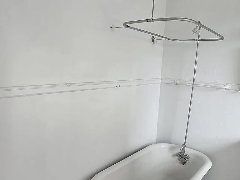 15 W Madison St #3F — Photo 7