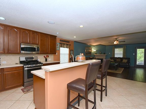 4th image of 17903 Cypress Side Dr