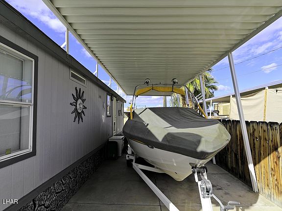 4th image of 414 N Moonlight Dr