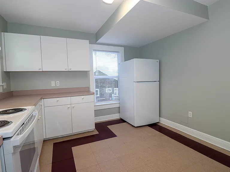 203 16th St W #203 — Photo 21