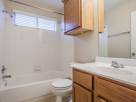 3rd image of 4204 Cessnock Dr