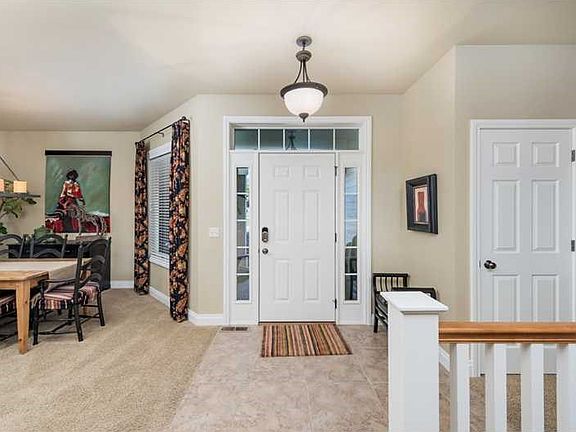 3rd image of 4342 Huckleberry Ln S