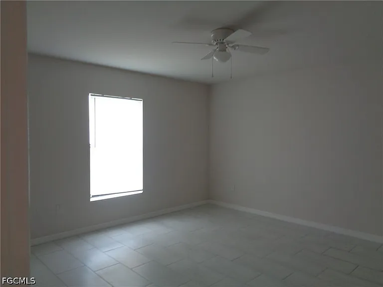 3816 SW 15th Pl — Photo 15