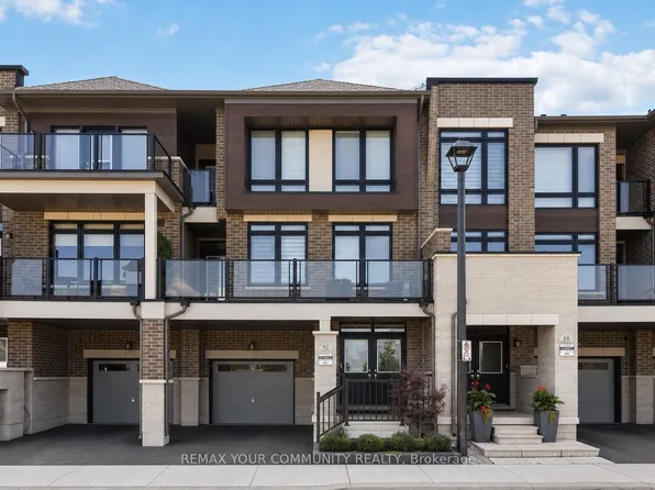 92 Holyrood Cres, Vaughan, ON L4H 5G2