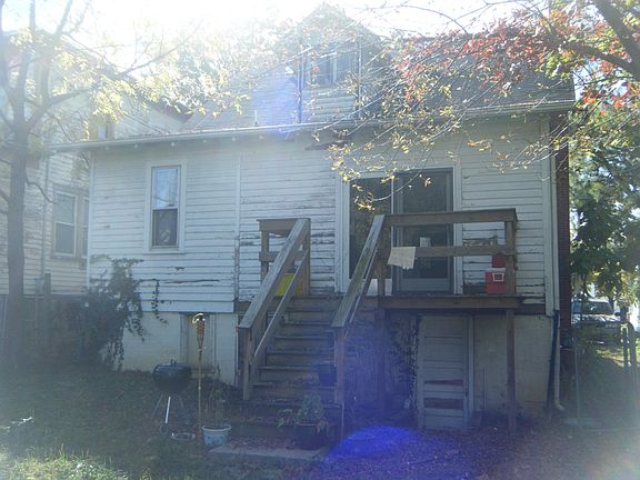 Back yard and rear of house/deck