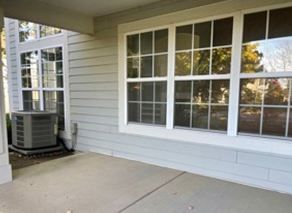 2nd image of 9523 Lenox Ln