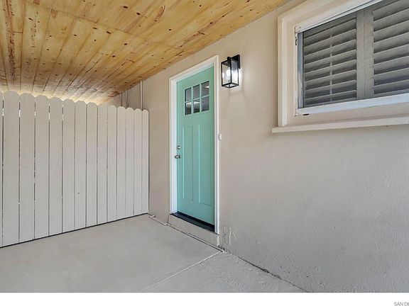 4th image of 858 Hickory Ct