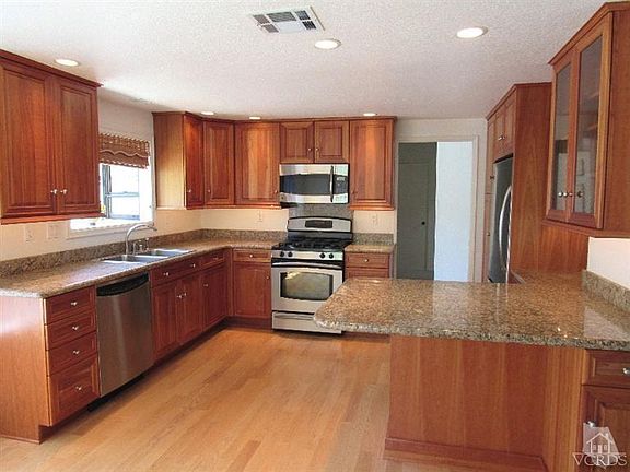 4th image of 1149 Belleza St