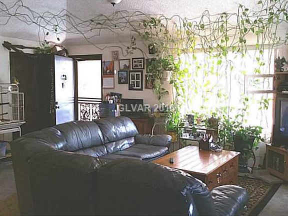 2nd image of 311 Misty Isle Ln