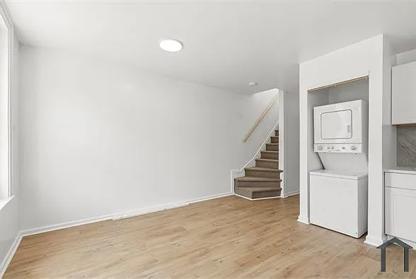 3 bed, $1,595 — Photo 2