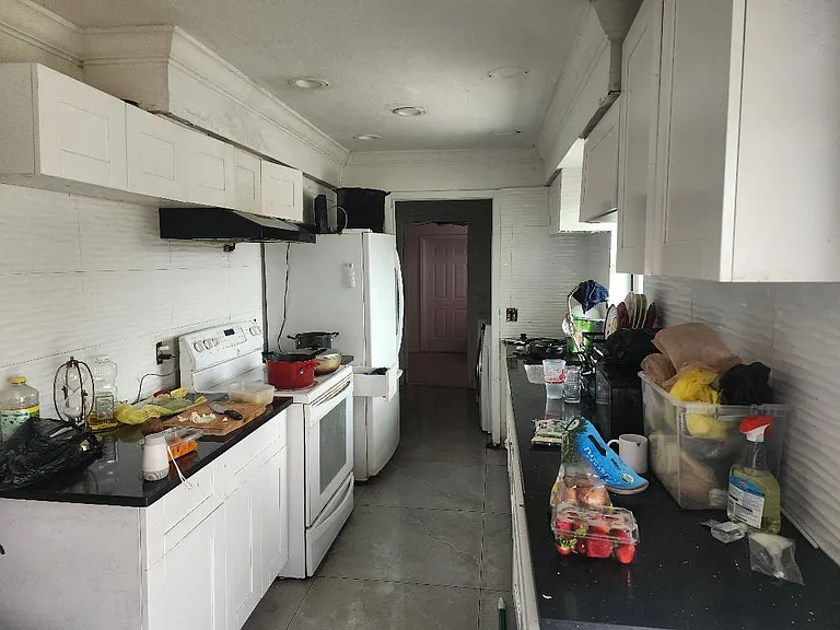 1816 Cranford Ave — Photo 13