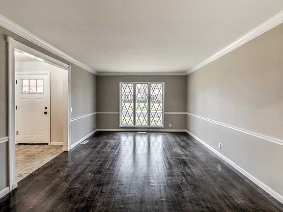 4th image of 6655 Lakeside Hills Dr