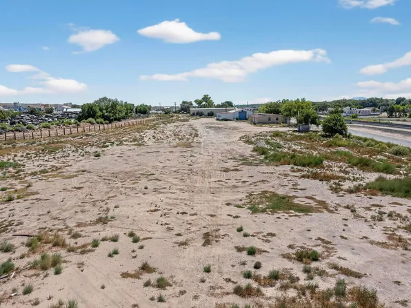 8690 Bates Rd SE, Albuquerque, NM 87105