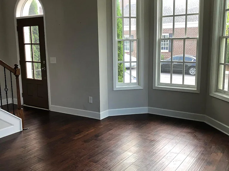 218 Mary Webb St — Photo 2