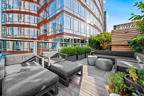 Sold by Compass | media 13