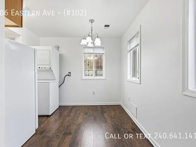 506 Eastern Ave NE #102 — Photo 8