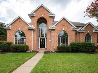 5210 Saint Charles Dr, Rowlett, TX 75088