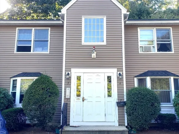 306 Aiken Ave APT 2, Lowell, MA 01850