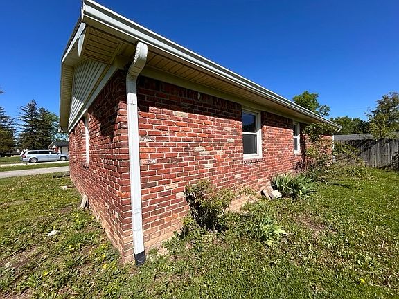 5th image of 11654 Peacock Dr
