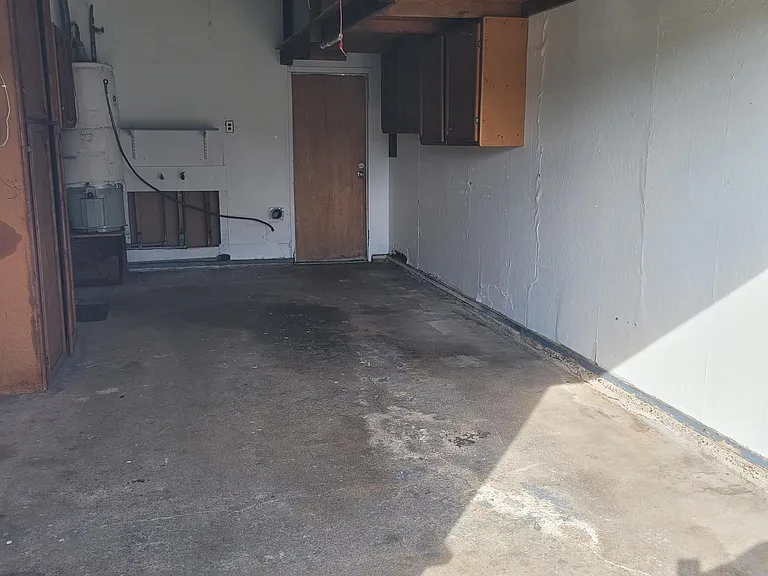 423 E Barrymore St — Photo 20